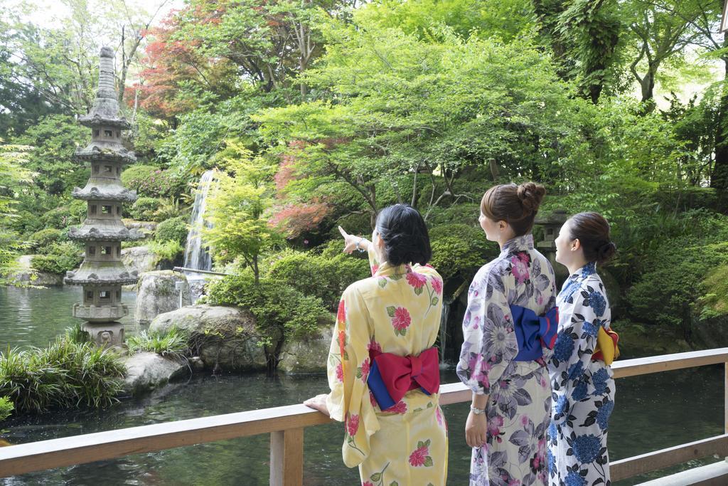 فندق جيرو أونسين سويميكان المظهر الخارجي الصورة Yukata