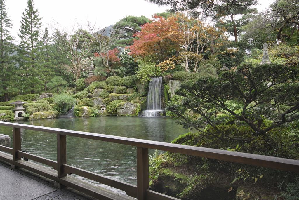 فندق جيرو أونسين سويميكان المظهر الخارجي الصورة The Japanese garden