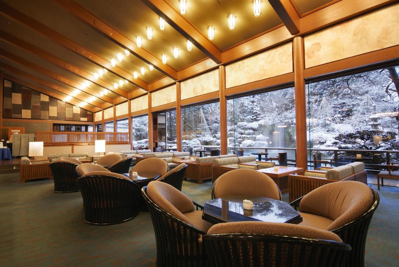 فندق جيرو أونسين سويميكان المظهر الخارجي الصورة The interior of the lounge